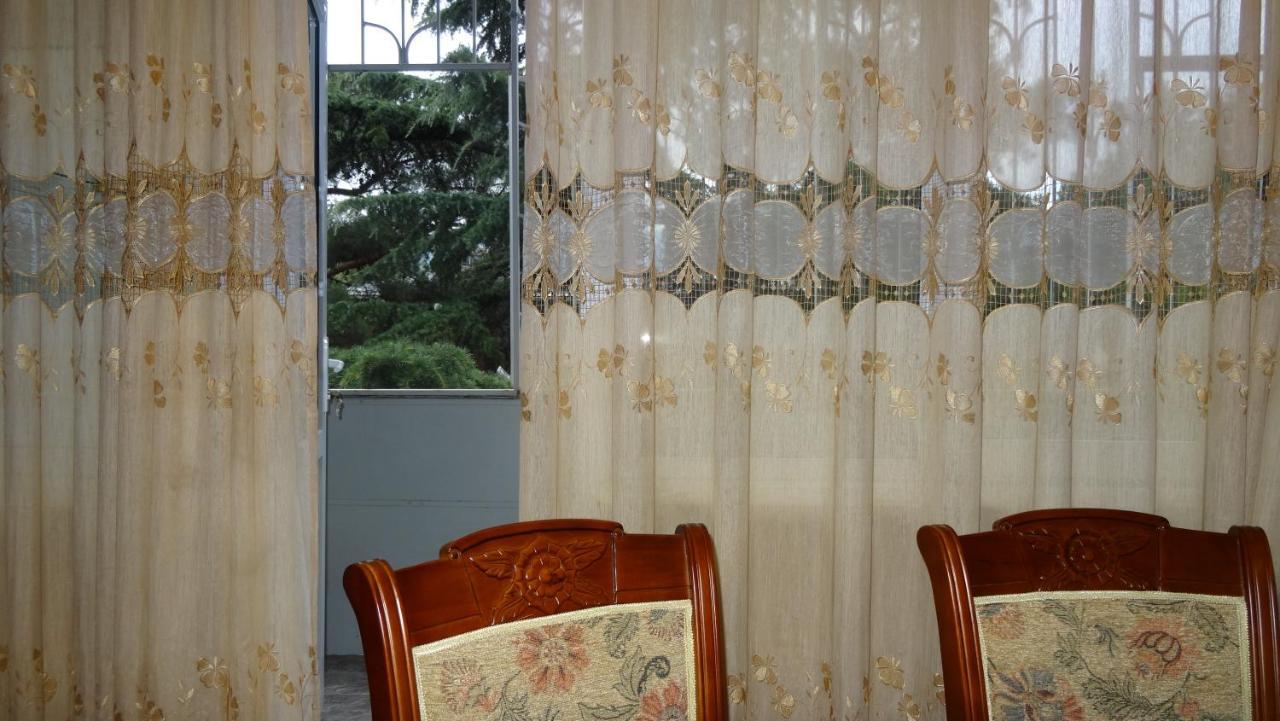 Apartment vake-saburtalo Tbilisi Bagian luar foto
